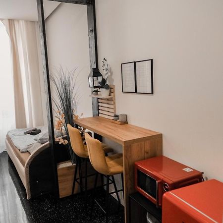 Wl Apartments #10R Wina Bagian luar foto
